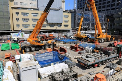 (����)���ܶ��������϶�����Գ��ϺƳ�ȯ����(A����)