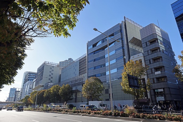 ËÌÀÄ»³»°ÃúÌÜÃ϶è»Ô³¹ÃϺƳ«È¯»ö¶È