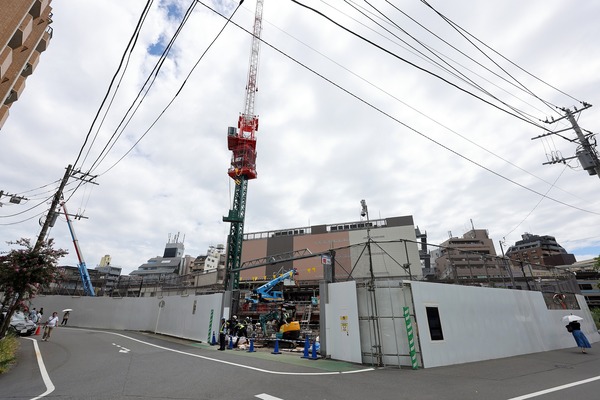 �Ķ����Ķ����϶�����Գ��ϺƳ�ȯ����