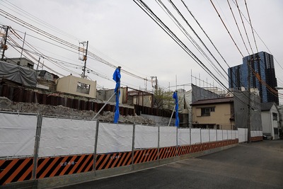 ������������϶�����Գ��ϺƳ�ȯ���� B����