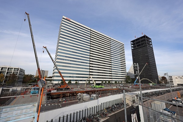 ¥Ñ¡¼¥¯¥·¥Æ¥£ÃæÌî ¥¶ ¥¿¥ï¡¼ ¥¨¥¢¡¼¥º