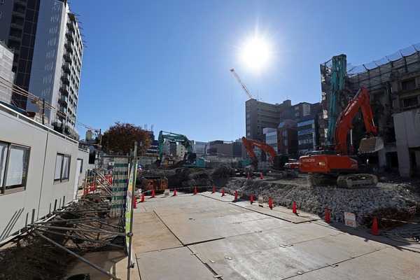 �Ķ��������϶�����Գ��ϺƳ�ȯ���ȡ�A�����