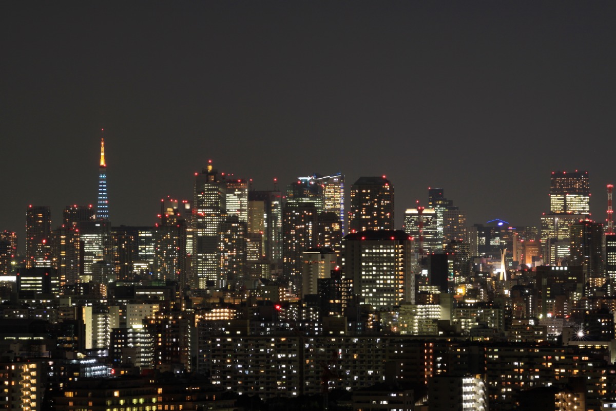 自宅タワーマンションから東京夕景 夜景 超高層マンション 超高層ビル