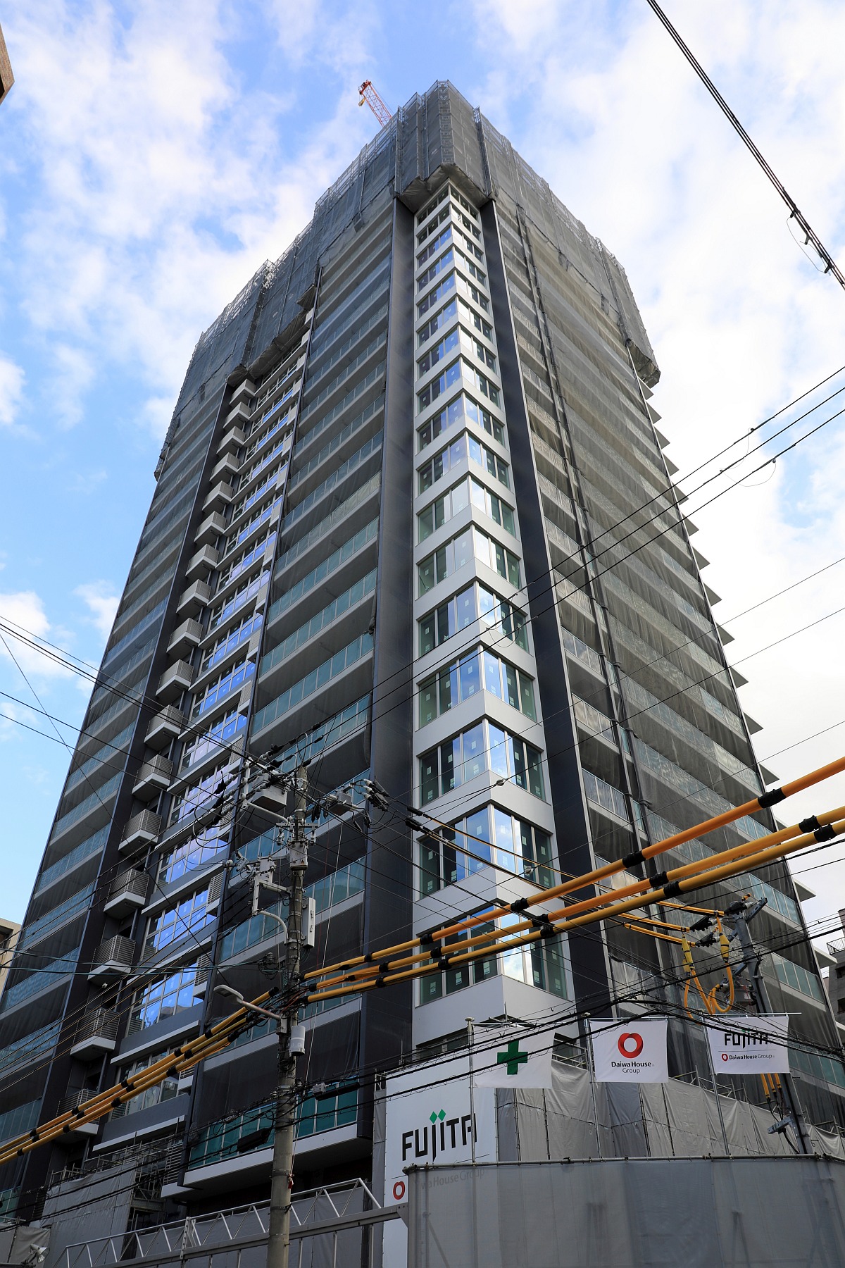 大阪天満宮駅徒歩3分！地上37階、高さ約126m「ジオタワー南森町」の