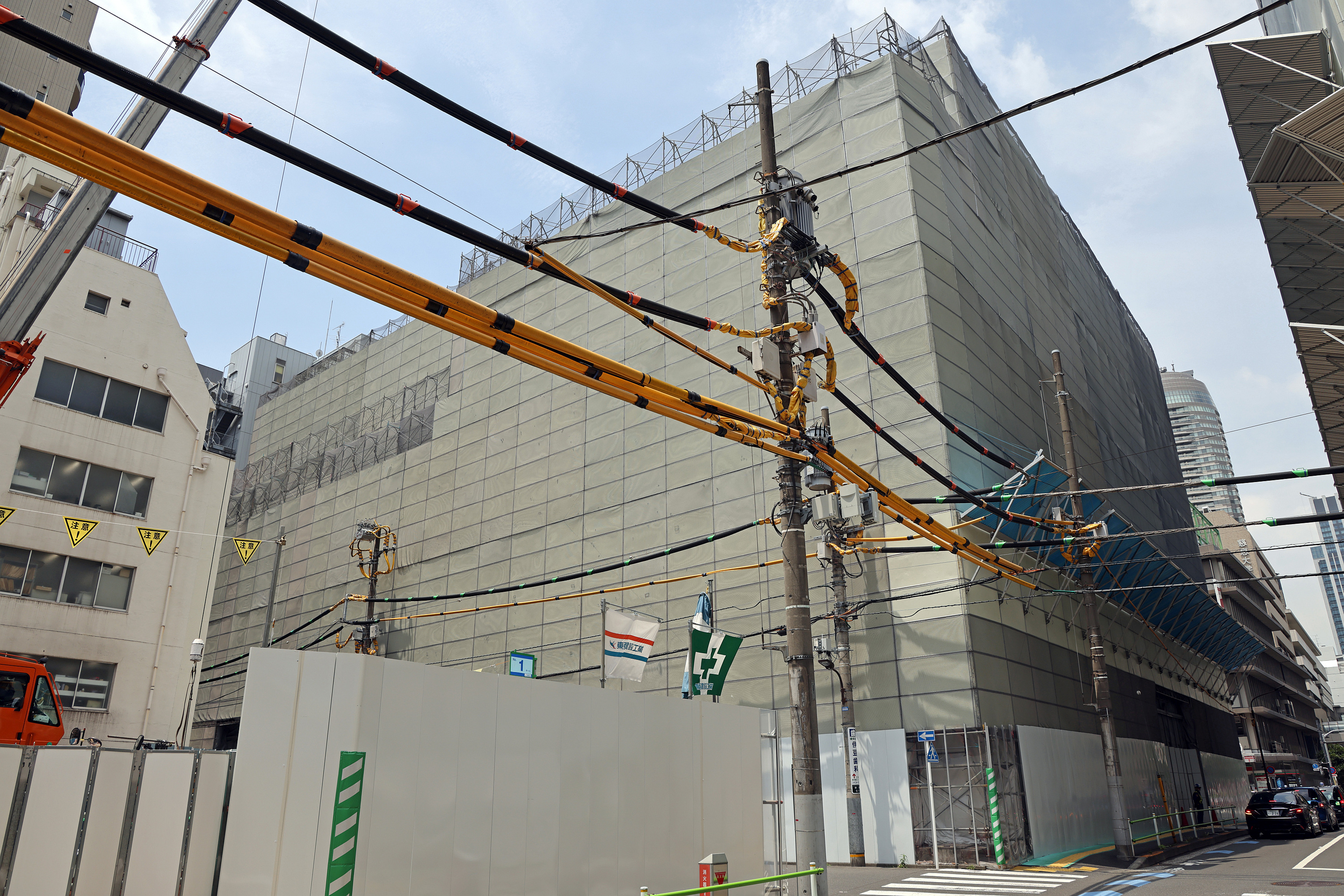 御成門駅近くに鹿島建設による超高層オフィスビル！地上19階、高