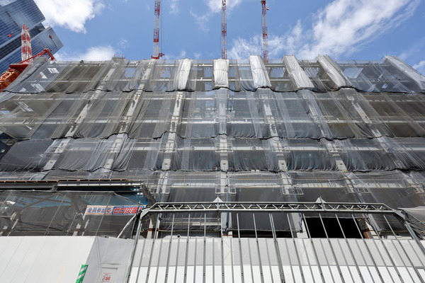 �������Ȭ�Ž���������B�϶�����Գ��ϺƳ�ȯ����