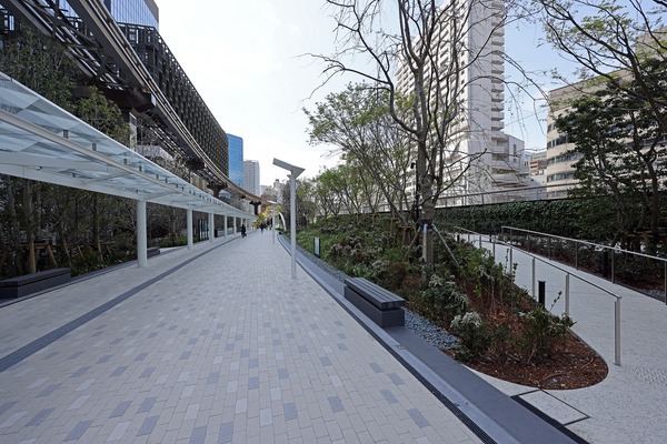 BLUE FRONT SHIBAURA