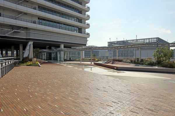 ¥ß¥Á¥Î¥Æ¥é¥¹