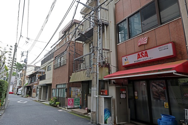 ���ĸ��������϶�Գ��ϺƳ�ȯ����