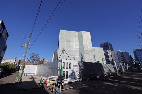 ËÌÀÄ»³»°ÃúÌÜÃ϶è»Ô³¹ÃϺƳ«È¯»ö¶È