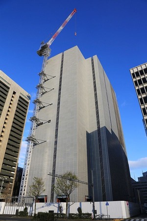 三菱東京UFJ銀行大手町ビルの解体工事
