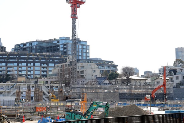 �ѡ������������۽������ �� �������ƥ饹