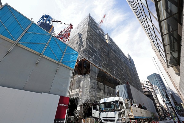 ���ܶ���Į����ӥ�ǥ��� &forest