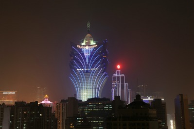 �����ɥꥹ�ܥ���Grand Lisboa / ��ߴ�������Ź��