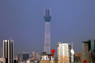 住友不動産 西新宿ビルから東京スカイツリー