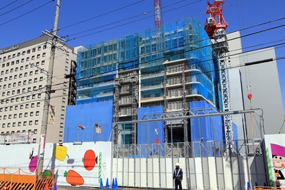 �ץ饦�ɥ��̾�Ų���