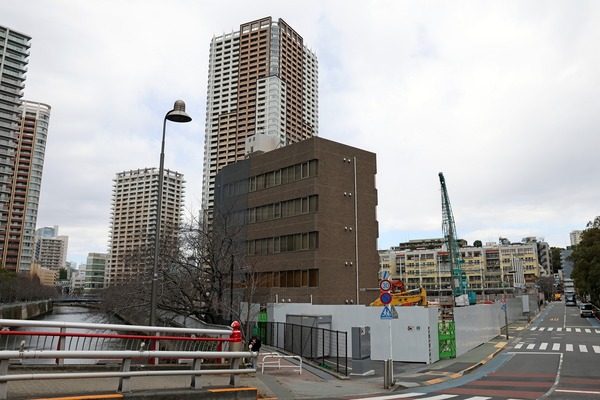 ���ȿ����������3�϶�����Գ��ϺƳ�ȯ���� ��̳��