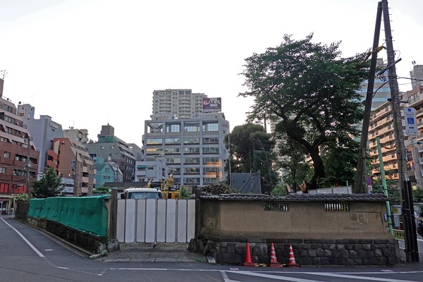 海喜館