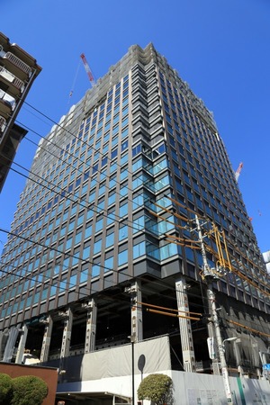 1϶ԳϺƳȯ Ķض̳(A1)