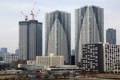 ɤ THE TOKYO TOWERS