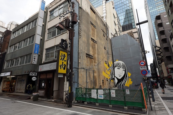 ���ܶ���Į�������϶�����Գ��ϺƳ�ȯ���� A����