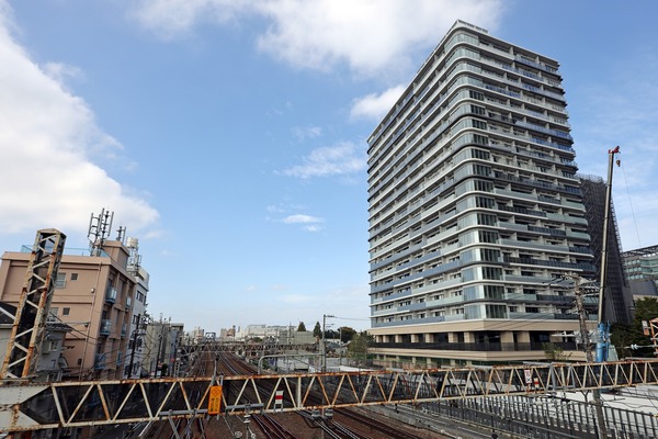 ��Į���϶�����Գ��ϺƳ�ȯ����