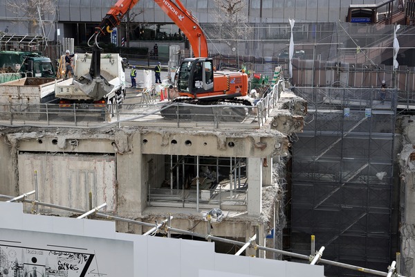 ½ÂëÆóÃúÌÜ17Ã϶èÂè°ì¼ï»Ô³¹ÃϺƳ«È¯»ö¶È