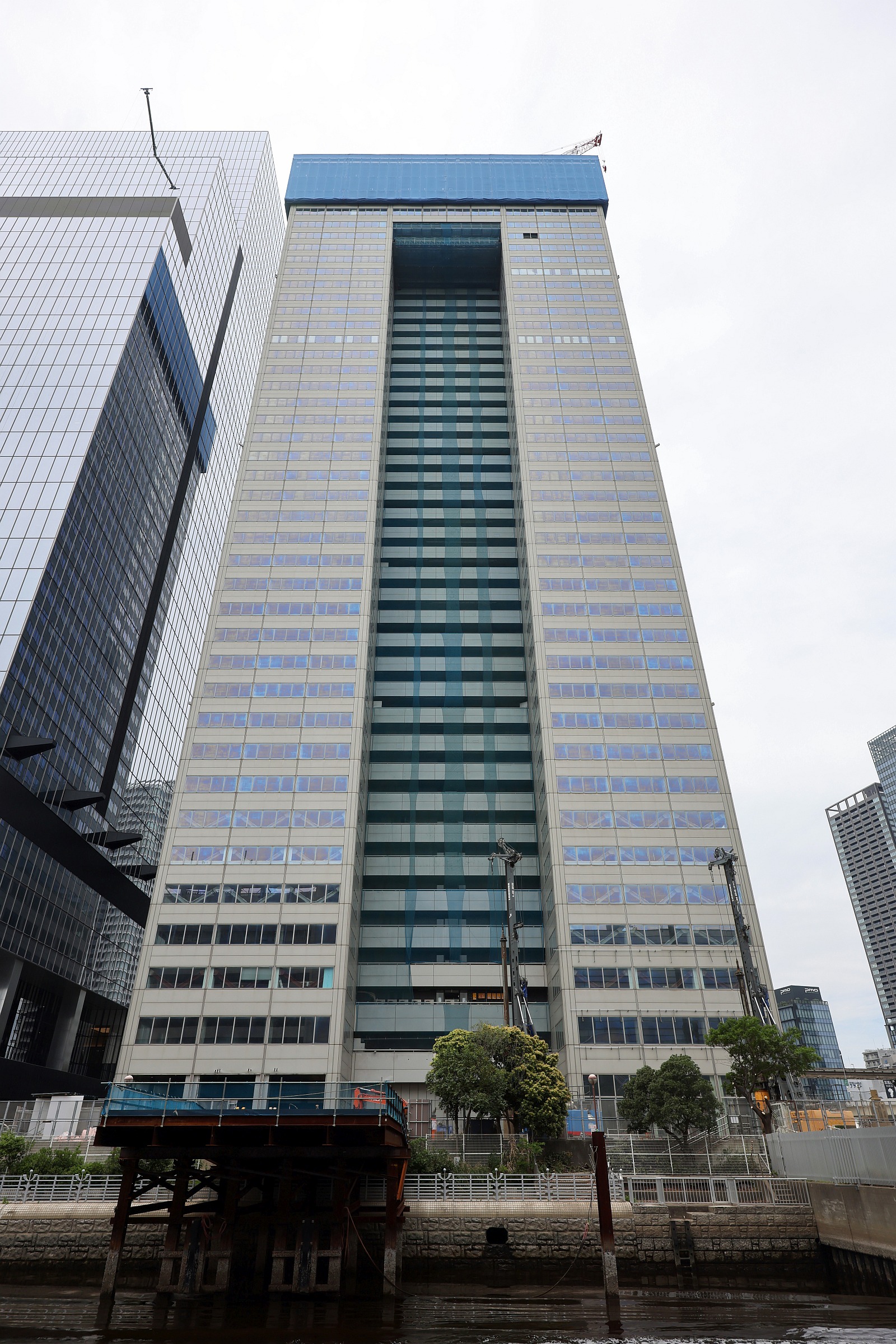高さ約166m「浜松町ビルディング（東芝ビルディング）」の解体状況