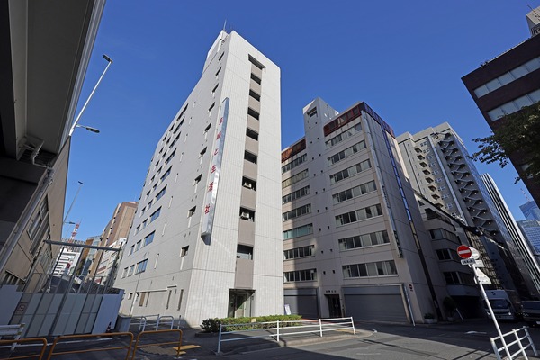 �������������϶�����Գ��ϺƳ�ȯ����