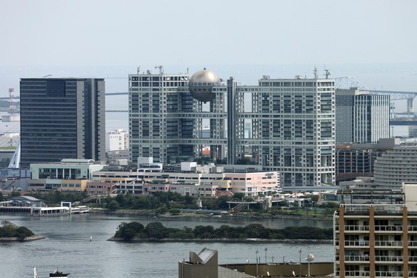 ニュウマン高輪 LUFTBAUM 山吹の庭からの眺め
