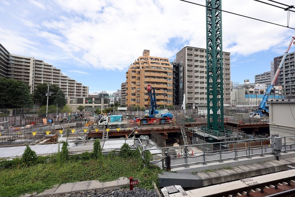 �Ķ����Ķ����϶�����Գ��ϺƳ�ȯ����