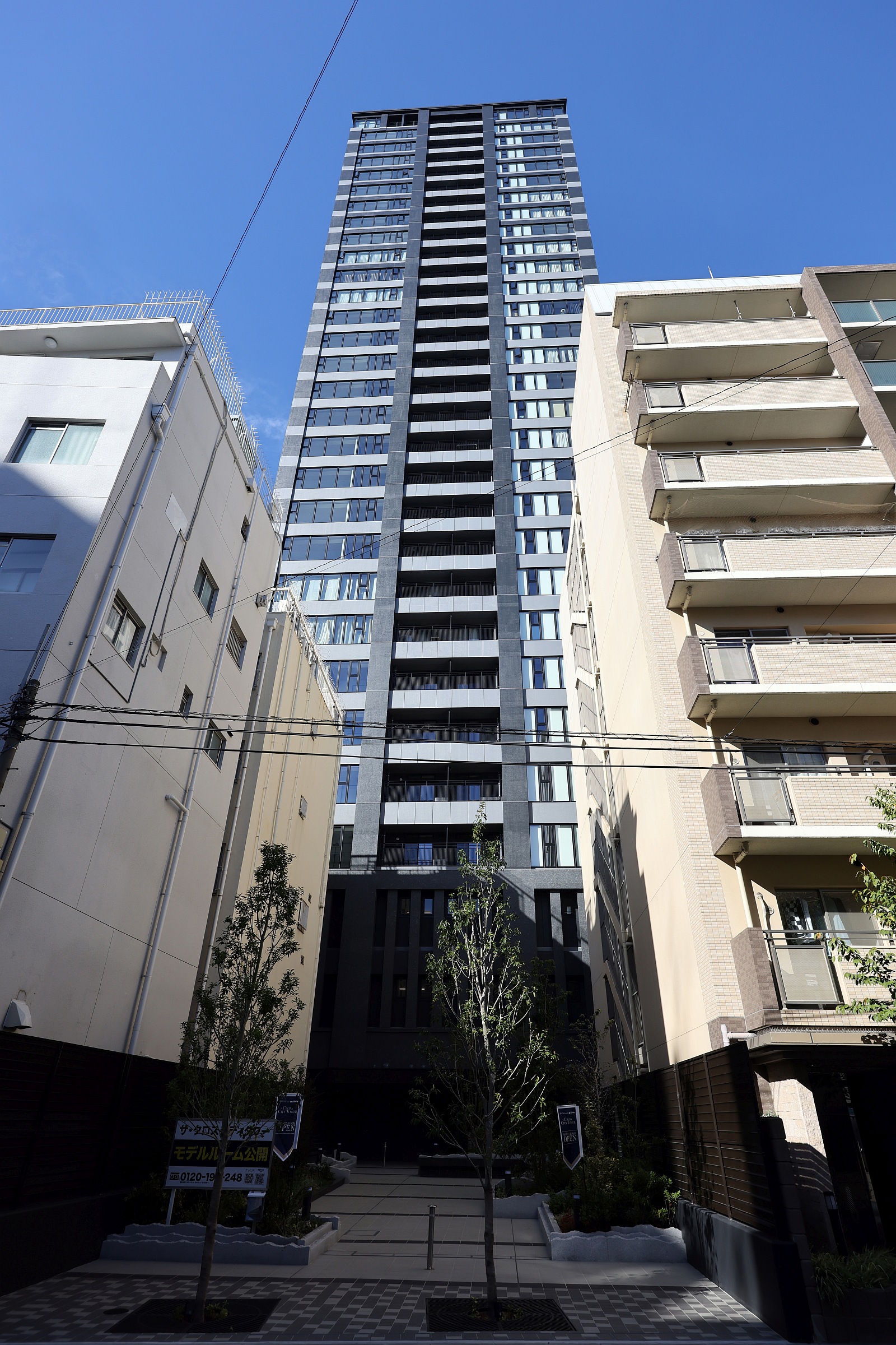 地上30階、高さ99.95m「ザ・クロスシティタワー」の様子！2023年8月に