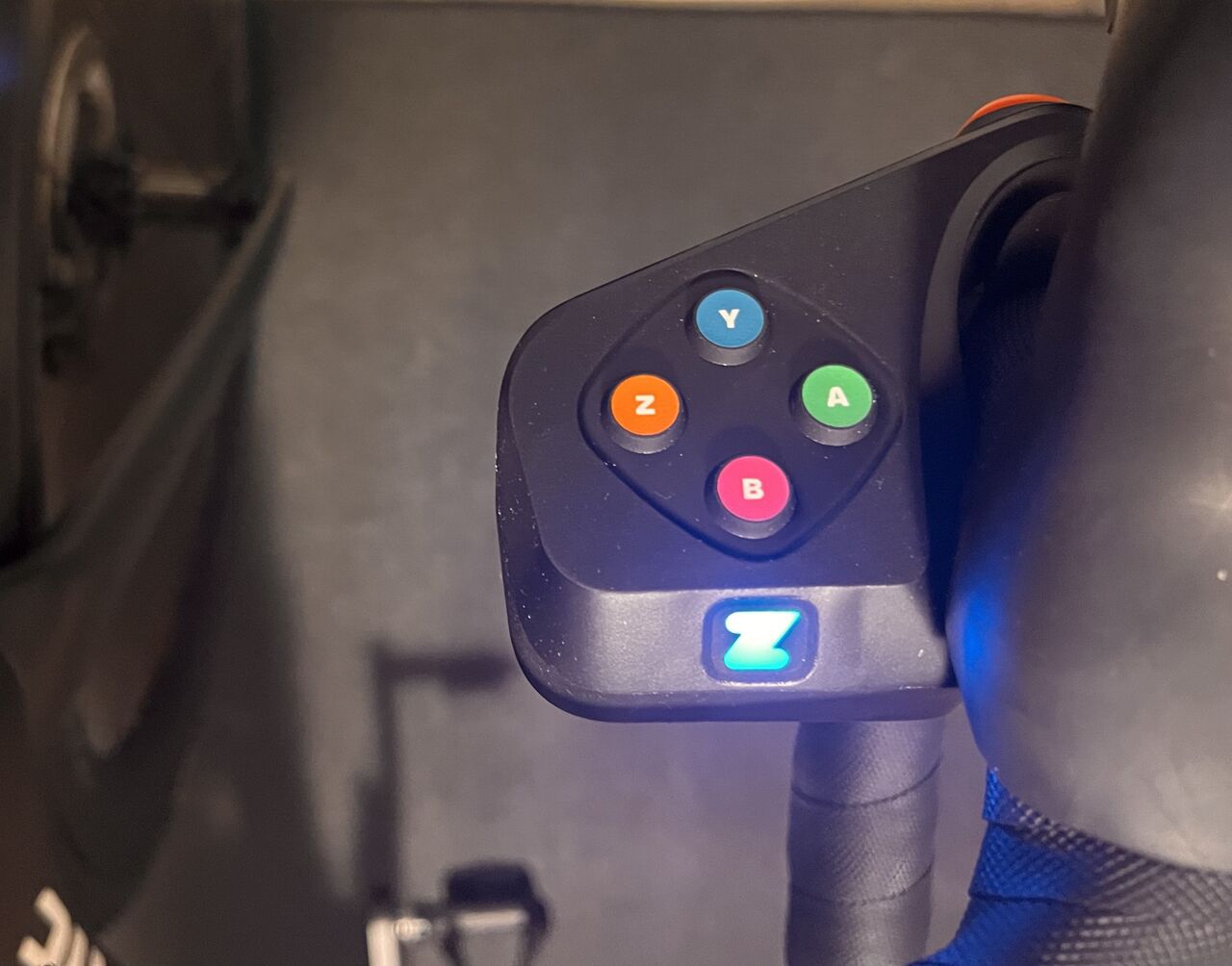 ZWIFT Play購入 インプレ・感想 : ロードバイクと時々身近なこと ZWIFT Play購入 インプレ・感想 : ロードバイクと時々身近なこと