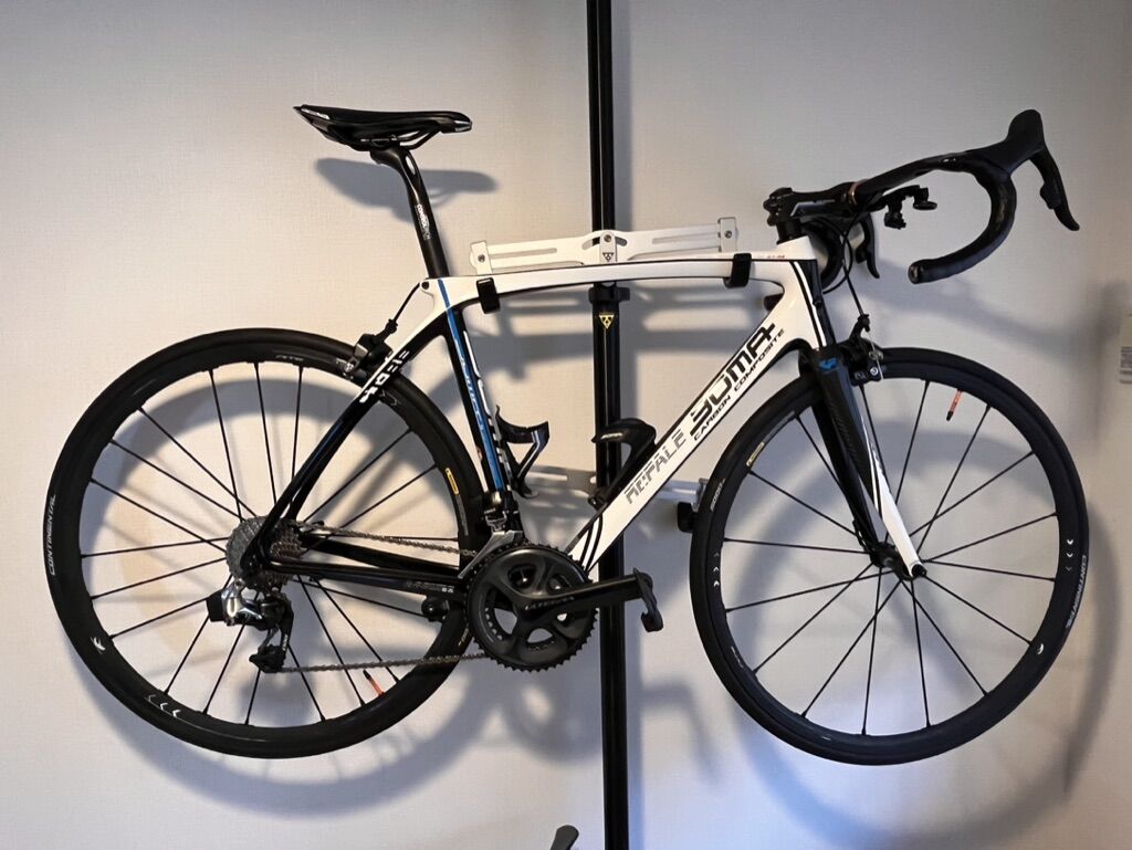 iWA (丸八工機) iWA1 ディスクブレーキ・スルーアクスル対応 横置きディスプレイ&メンテナンス自転車バイクスタンド iWA (丸八工機) iWA1 ディスクブレーキ・スルーアクスル対応 横置き