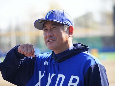 DeNA石井琢朗コーチ「ここで僕の野球人生を全うしたいと思います」