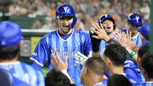Dena 首位に0 5差 ヤクルトに3タテで4差に 伊藤光 パットン 宮崎が今期絶望で投手陣も崩壊し終了 横浜denaベイスターズアンテナ