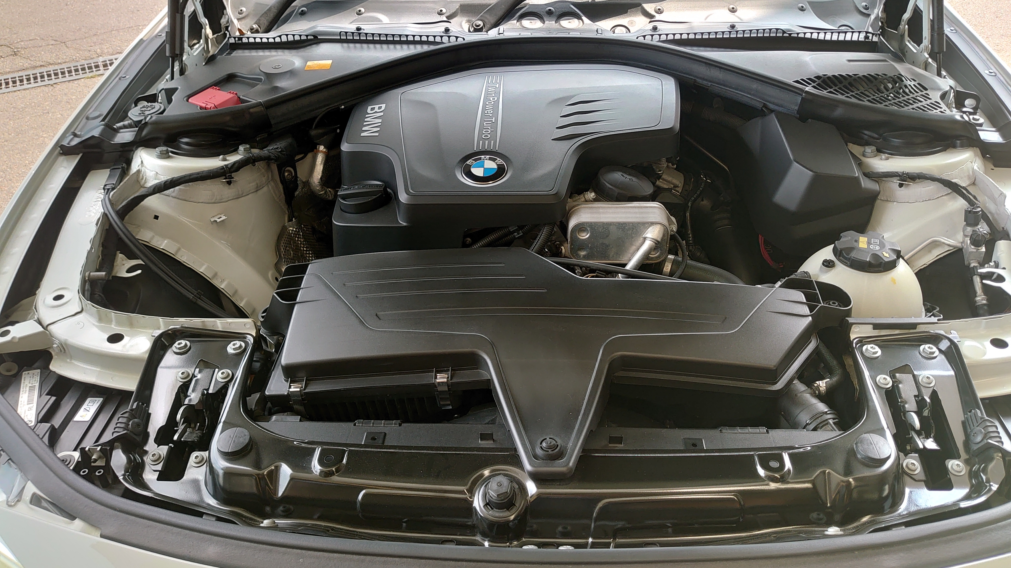 BMW 適合要確認 エアフィルター　エアエレメント13718507320