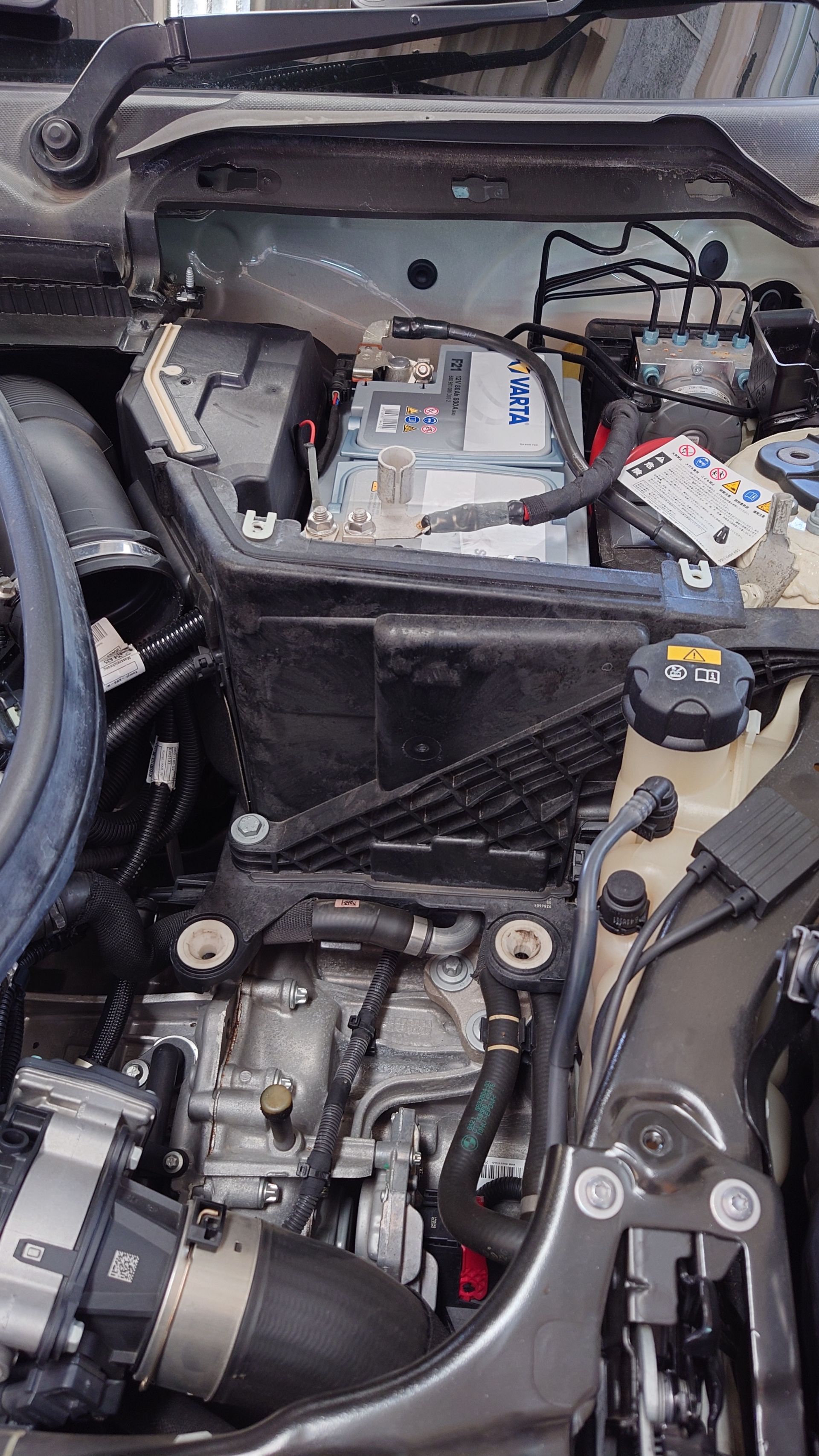 BMC日記 : F55 BMWミニ クーパーS バッテリーリフレッシュ