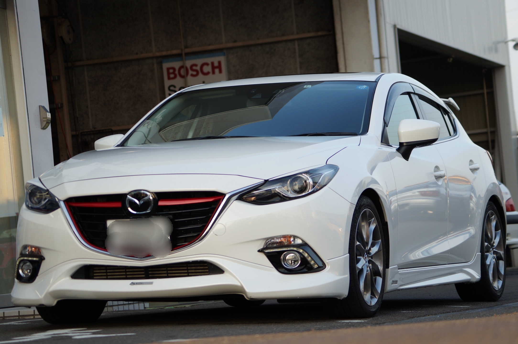 Bmc日記 Bmアクセラスポーツ 車高調取り付け Bmc日記 Bmアクセラスポーツ 車高調取り付け