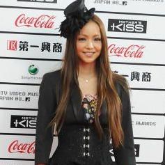 安室奈美恵 株主総会ライブに続きa Nation 08も出演決定 Black Flavor