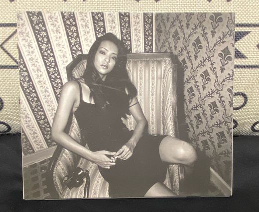 安室奈美恵のアルバム『SWEET 19 BLUES』のジャケット（スリーブケース