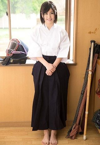 某有名体育大学1年 剣道部選手みなみもえ AVデビュー AV女優新世代を発掘します！