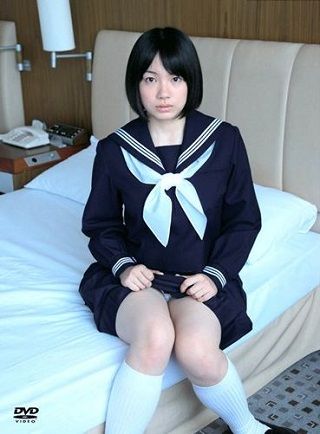 制服美少女と性交 花井りん