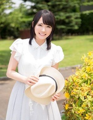 新人＊専属！ お嬢様すぎる20歳天然処女現役女子大生がAVデビュー！！ 藤川千夏