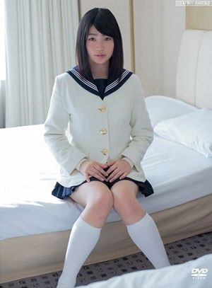 制服美少女と●交 野宮さとみ