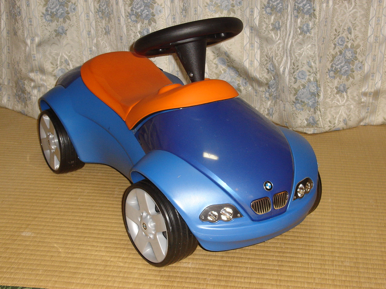 BMW キッズカー 12V BMW 6 Series GT Kids Electric Powered