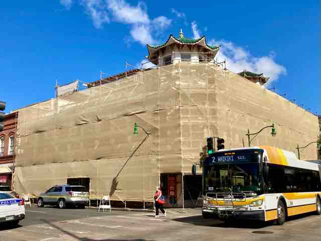 チャイナタウンのホテルの開業は 楽園ハワイと私