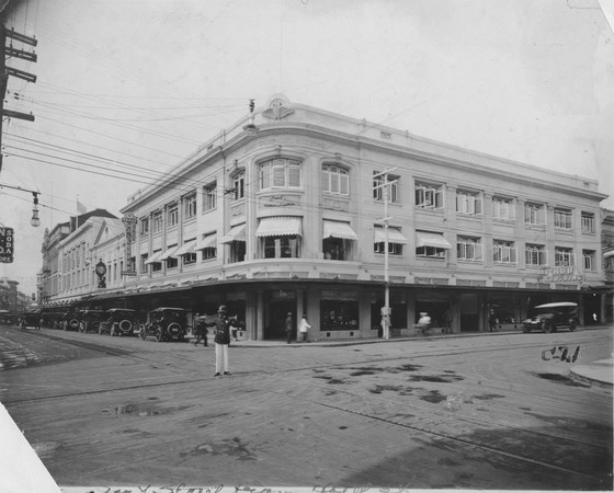 C01E3611-9C34-4918-93B6-7FFCA9AF9D1C