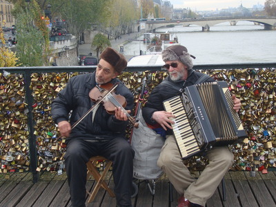 London^Paris 1235