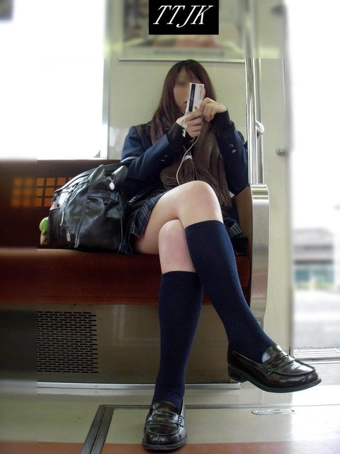 女子高生42